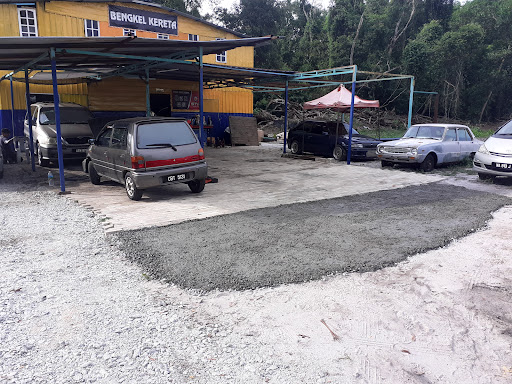 Pembaikan Ekzos Kereta Terbaik Berhampiran Saya di Pekan