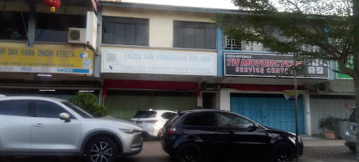 Pembaikan Ekzos Kereta Terbaik Berhampiran Saya di Pontian Kechil